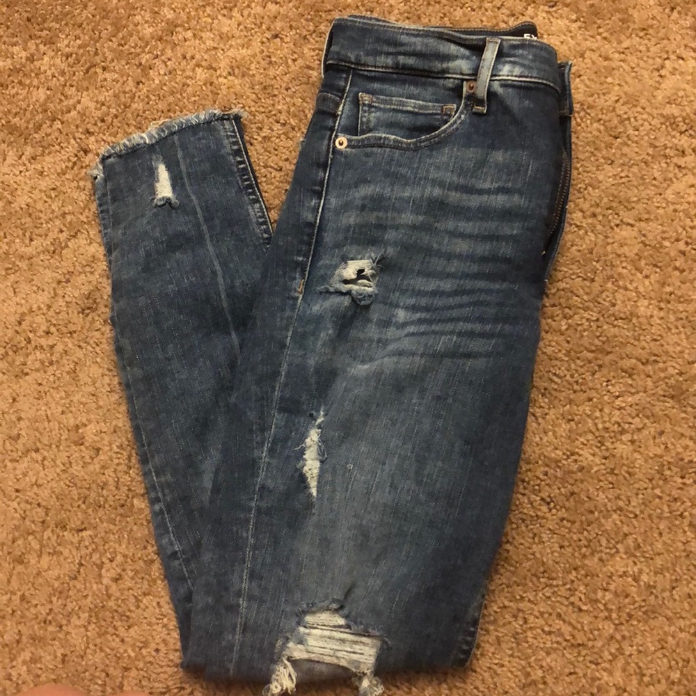 Express Skinny Leg Distressed Denim SIZE 6R